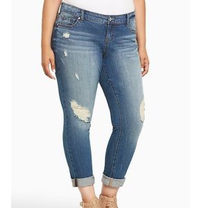 Torrid Boyfriend Med Wash Ripped Jeans Sz 18